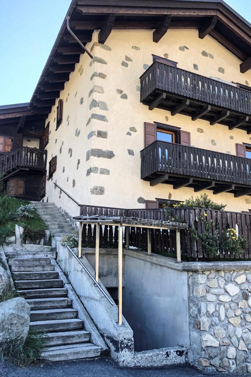 Baita Belvedere - Appartamenti Abar リヴィーニョ エクステリア 写真